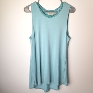 LOGO by Lori Goldstein twisted trim knit tank M